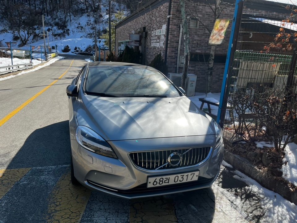 V40 Ⅱ D4 매물 썸네일