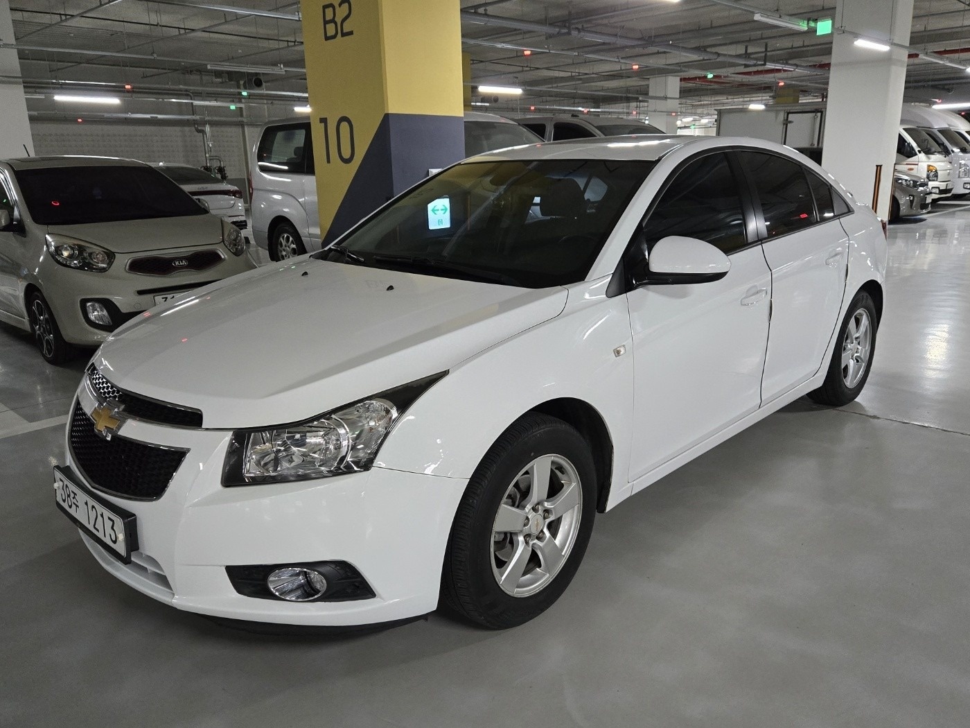 크루즈 J300 4도어 1.8 DOHC FWD (142마력) 매물 썸네일