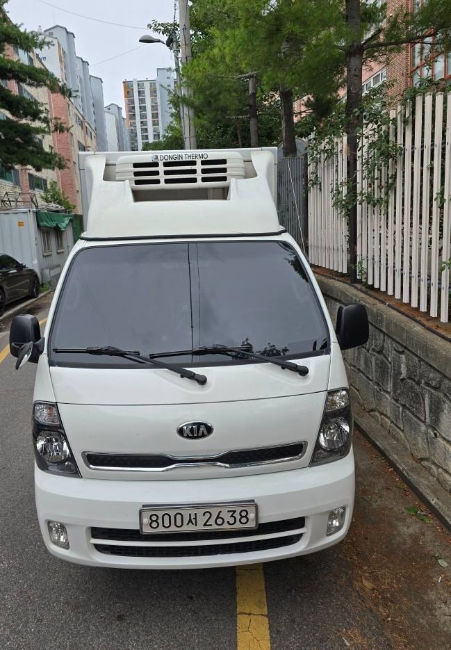 봉고 Ⅲ 1톤 PU 냉동탑(초장축) 킹캡 CRDi 디럭스 매물 썸네일