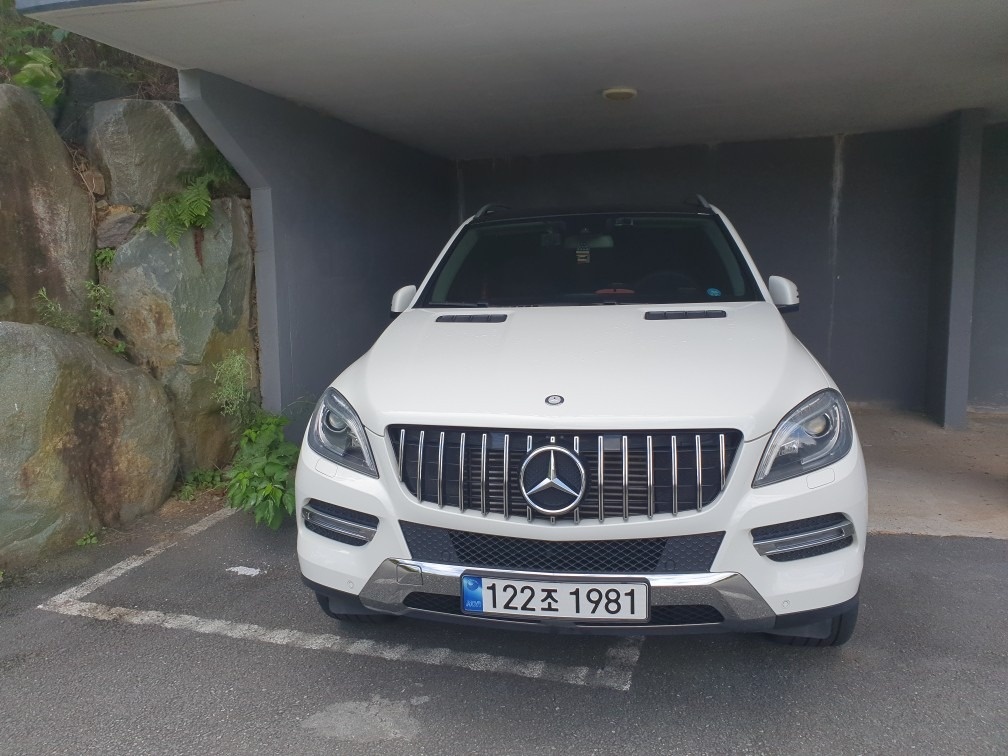 M 클래스 W166 ML350 블루텍 4Matic (258마력) 매물 썸네일