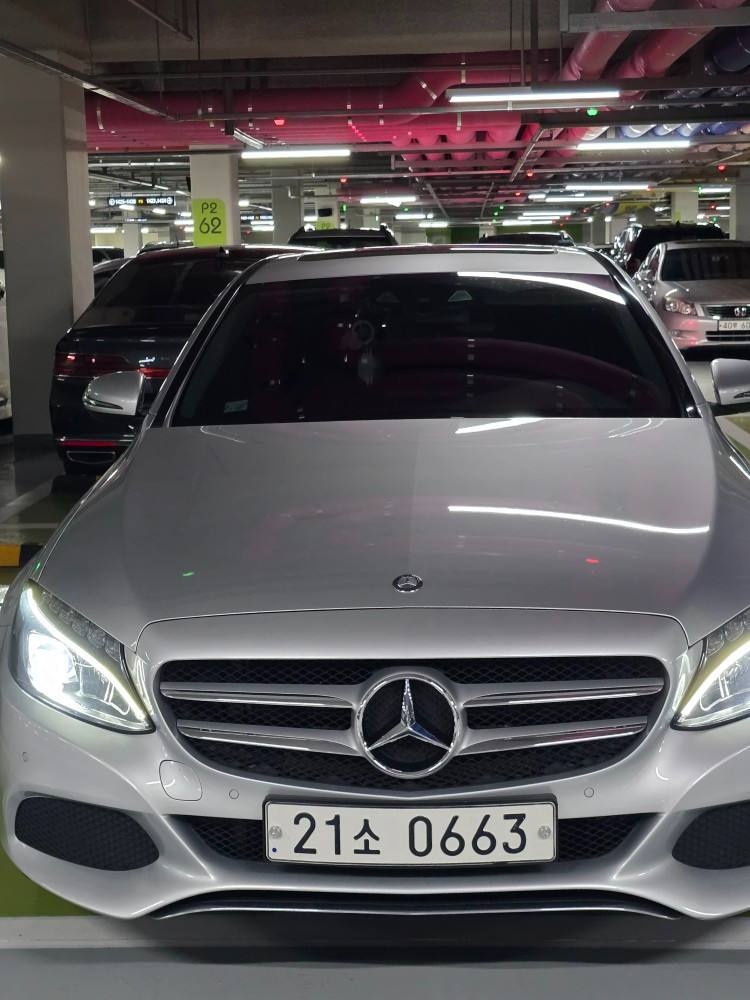 C 클래스 W205 C200 전기형 (211마력)아방가르드 매물 썸네일