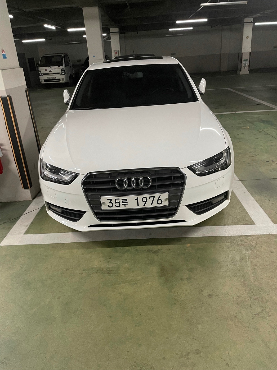 A4 B8/8K 2.0 TDI (143마력) 매물 썸네일