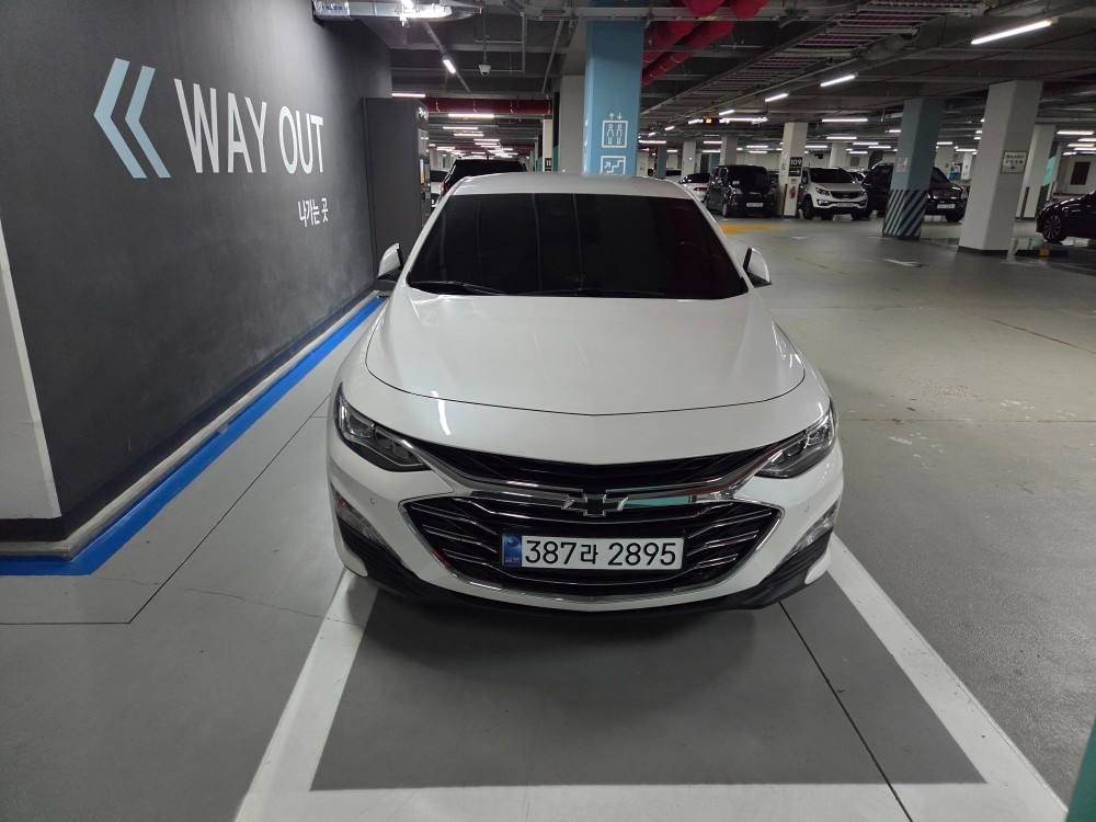 더 뉴 말리부 V400 1.3 터보 FWD 프리미어 매물 썸네일