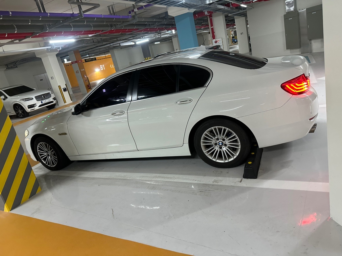 5시리즈 F10 520d xDrive (184마력) 매물 썸네일