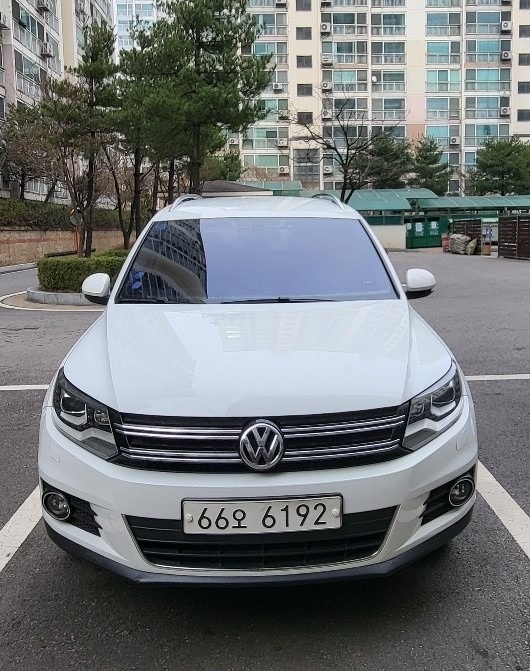 뉴 티구안 5N 2.0 TDI 블루모션 (140마력) 매물 썸네일