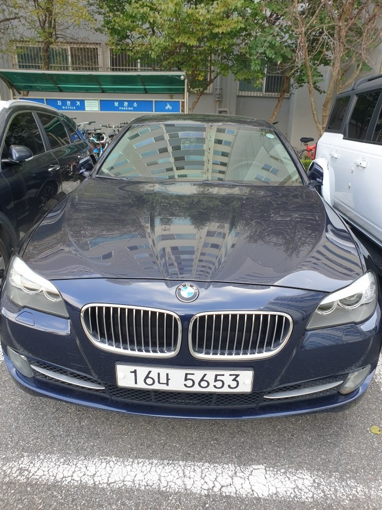 5시리즈 F10 528 i xDrive (245마력) 매물 썸네일