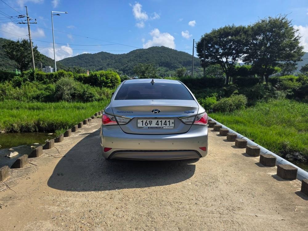 YF 쏘나타 Hybrid HEV 500h 2.0 스마트 매물 썸네일