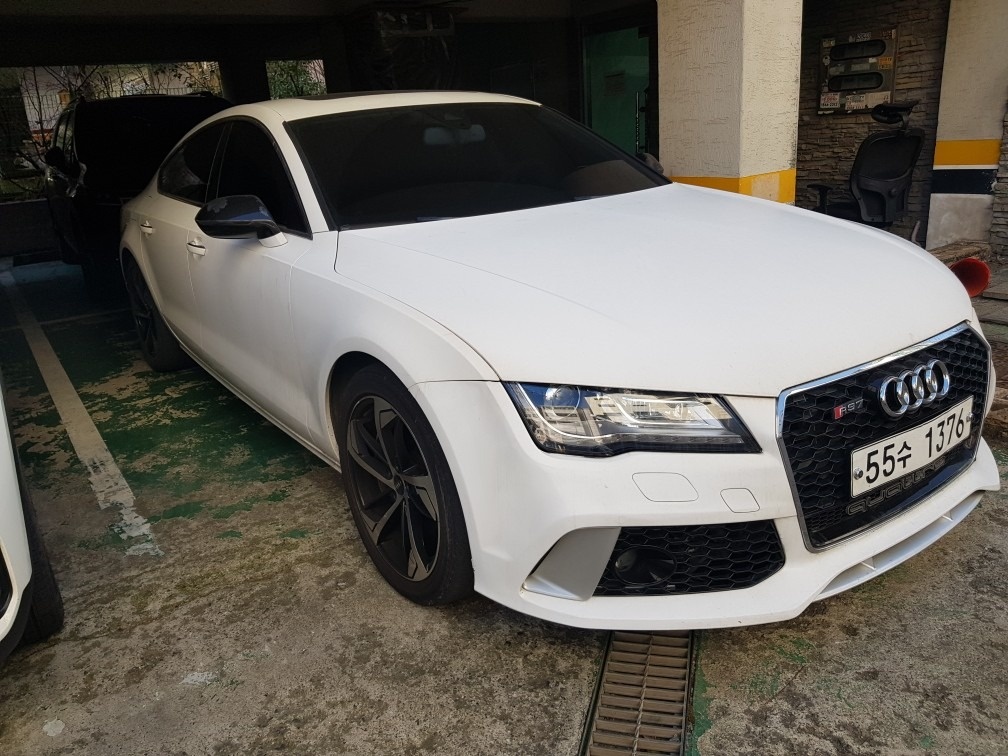 A7 Sportback 4G8 3.0 TFSI 콰트로 (310마력) 매물 썸네일