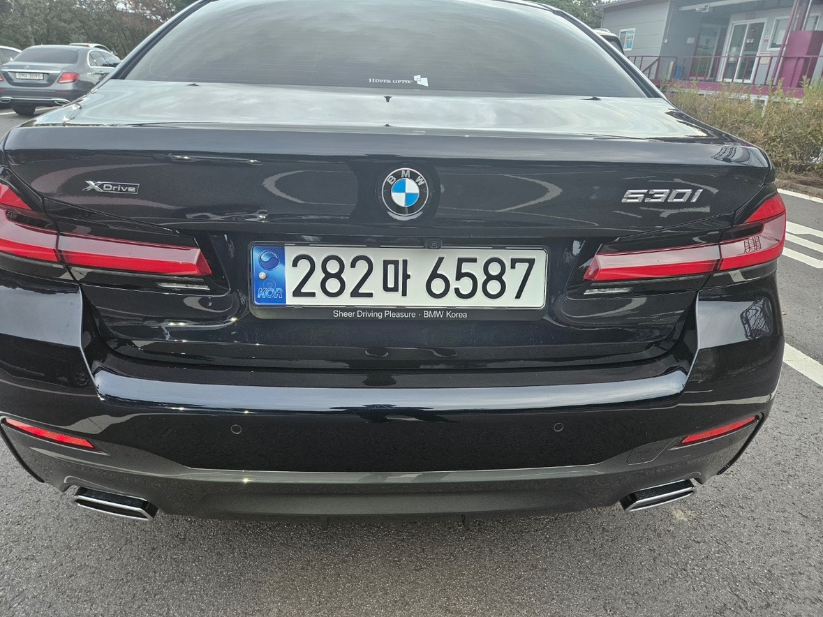 5시리즈 G30 530 i xDrive 페이스리프트 (252마력) 매물 썸네일