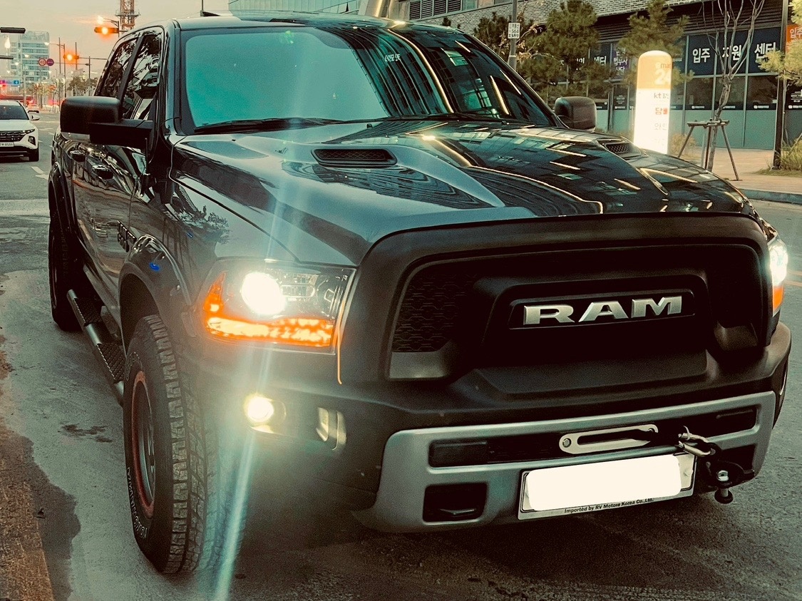 램픽업 Ⅳ RAM1500 5.7L 매물 썸네일