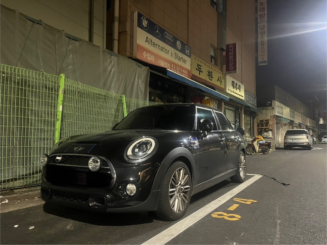 쿠퍼S Ⅲ F56 2.0s 쿠퍼(5도어) 전기형 (192마력) 매물 썸네일