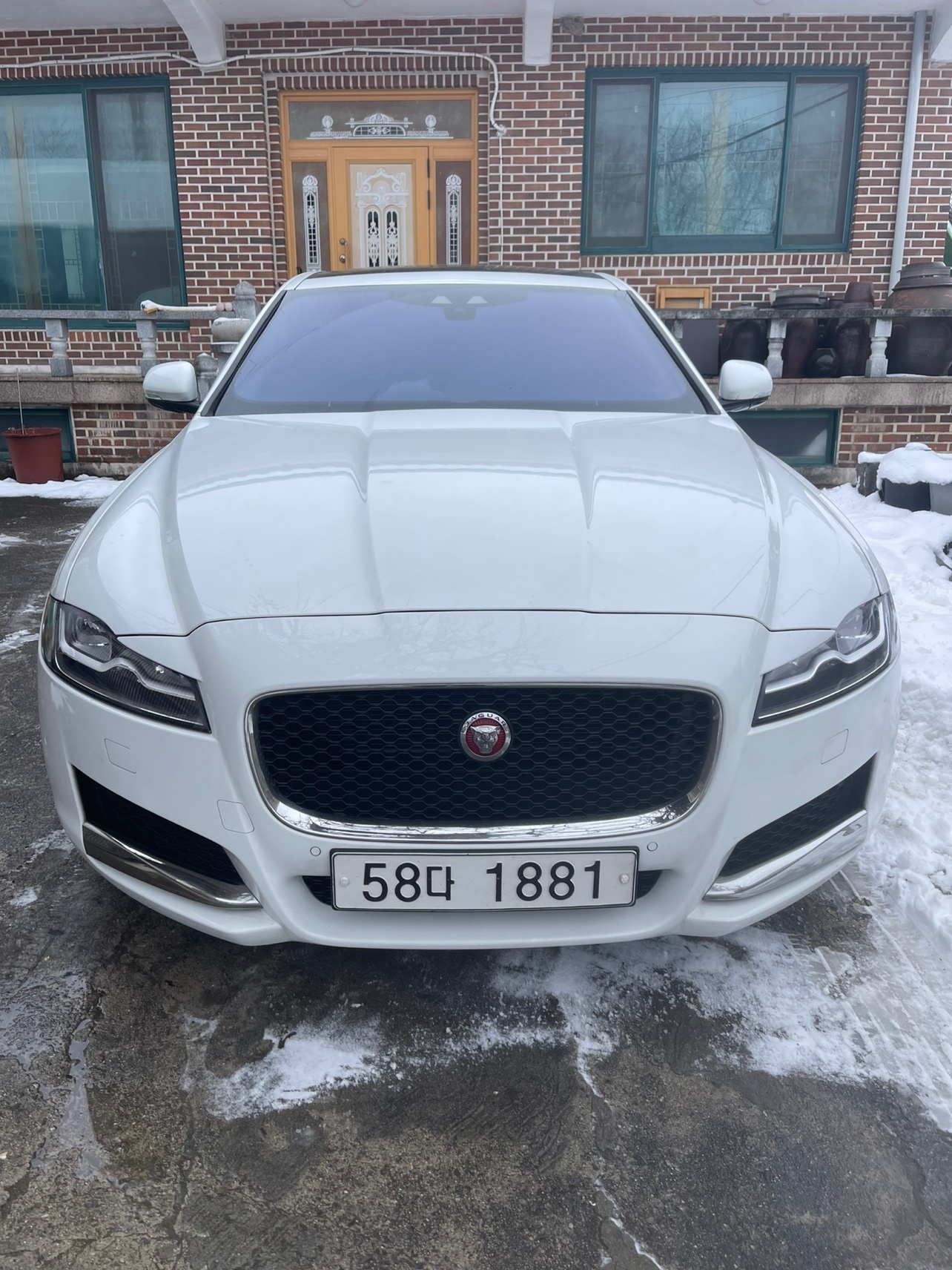 XF X260 20 d AWD 매물 썸네일