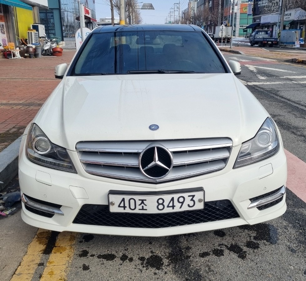 C 클래스 W204 C200 CGI (184마력)아방가르드 매물 썸네일