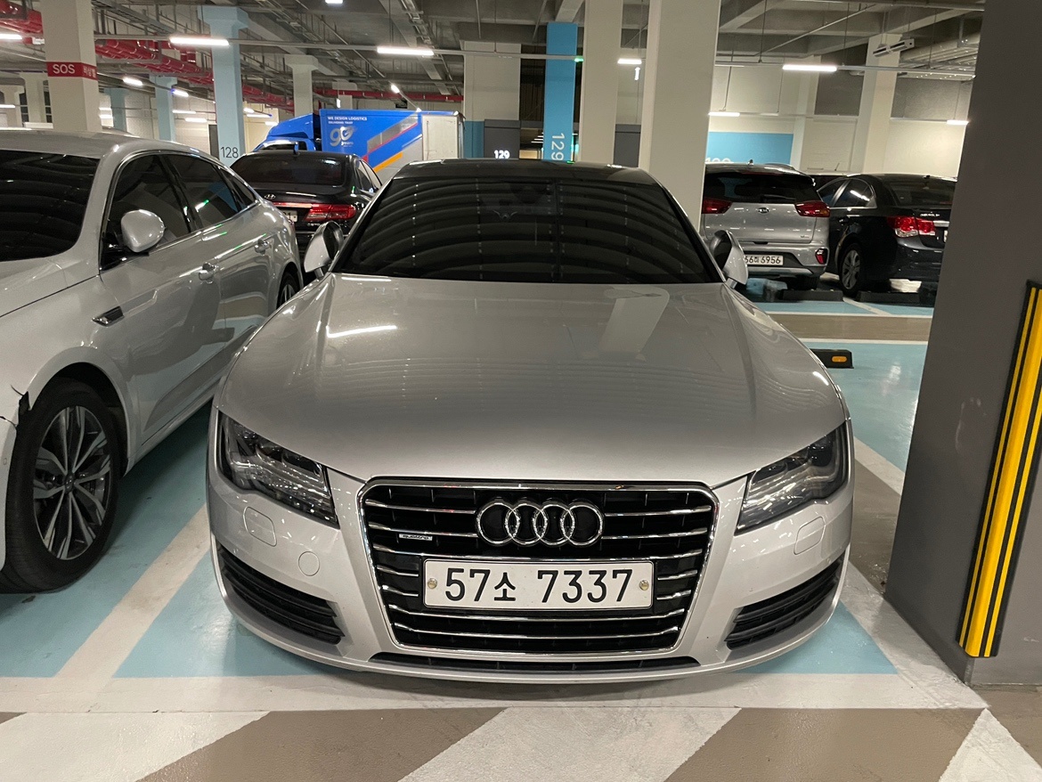 A7 Sportback 4G8 3.0 TFSI 콰트로 (310마력) 매물 썸네일