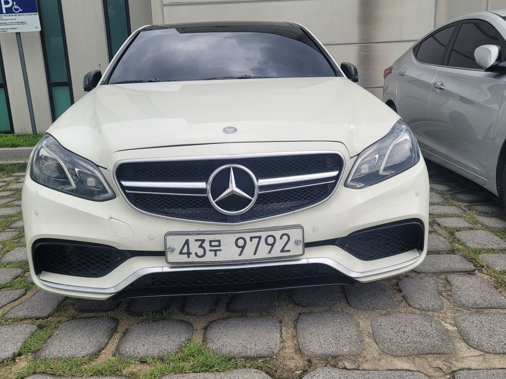 E 클래스 W212 E63 amg 전기형 (487마력) 매물 썸네일