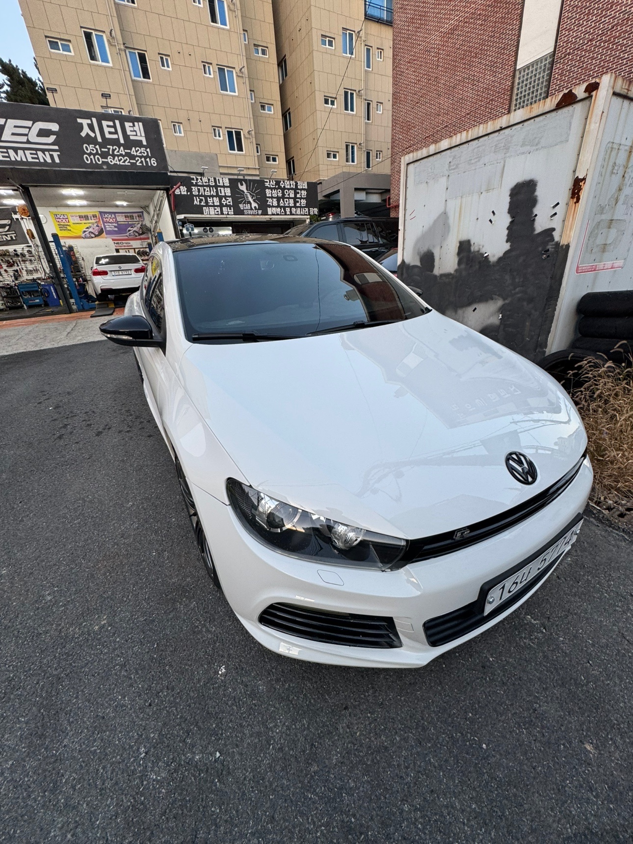 시로코 3세대 2.0 TDI R-Line 매물 썸네일