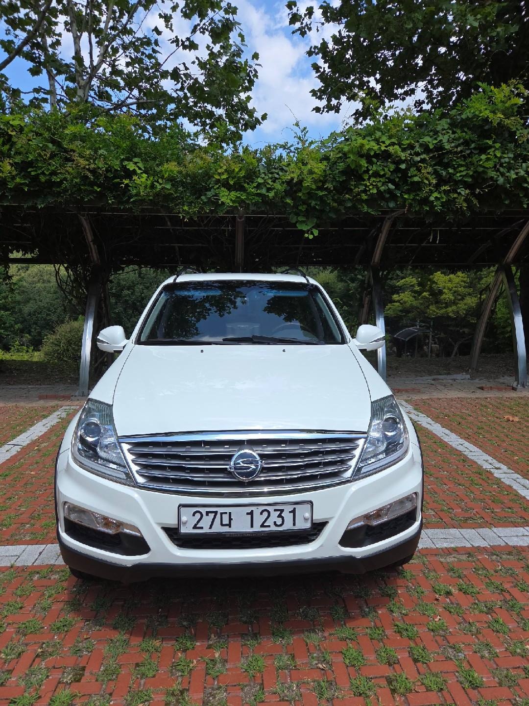 렉스턴 W Y200 7인승(RX7 2.0) 4WD 럭셔리 매물 썸네일