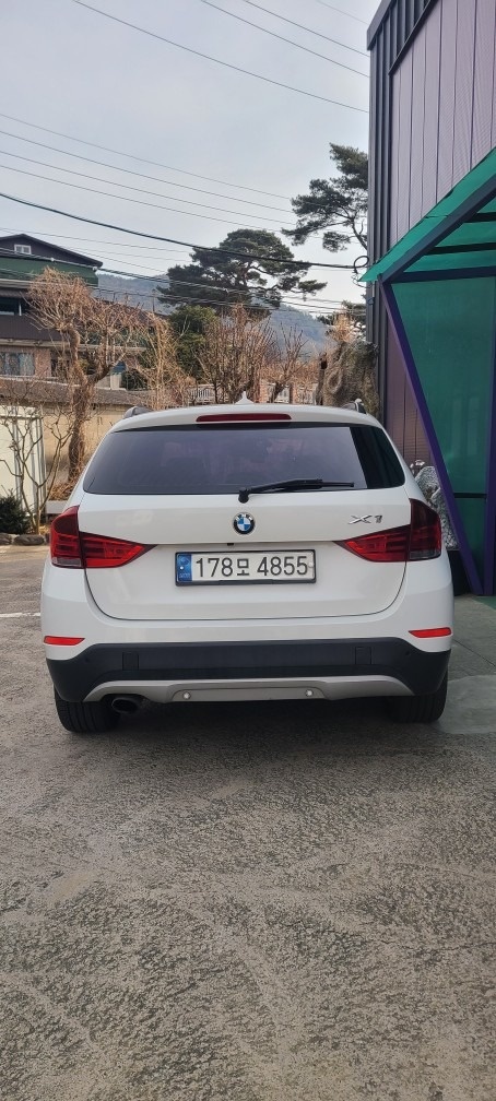 X1 E84 18d xDrive 후기형 (143마력) 매물 썸네일