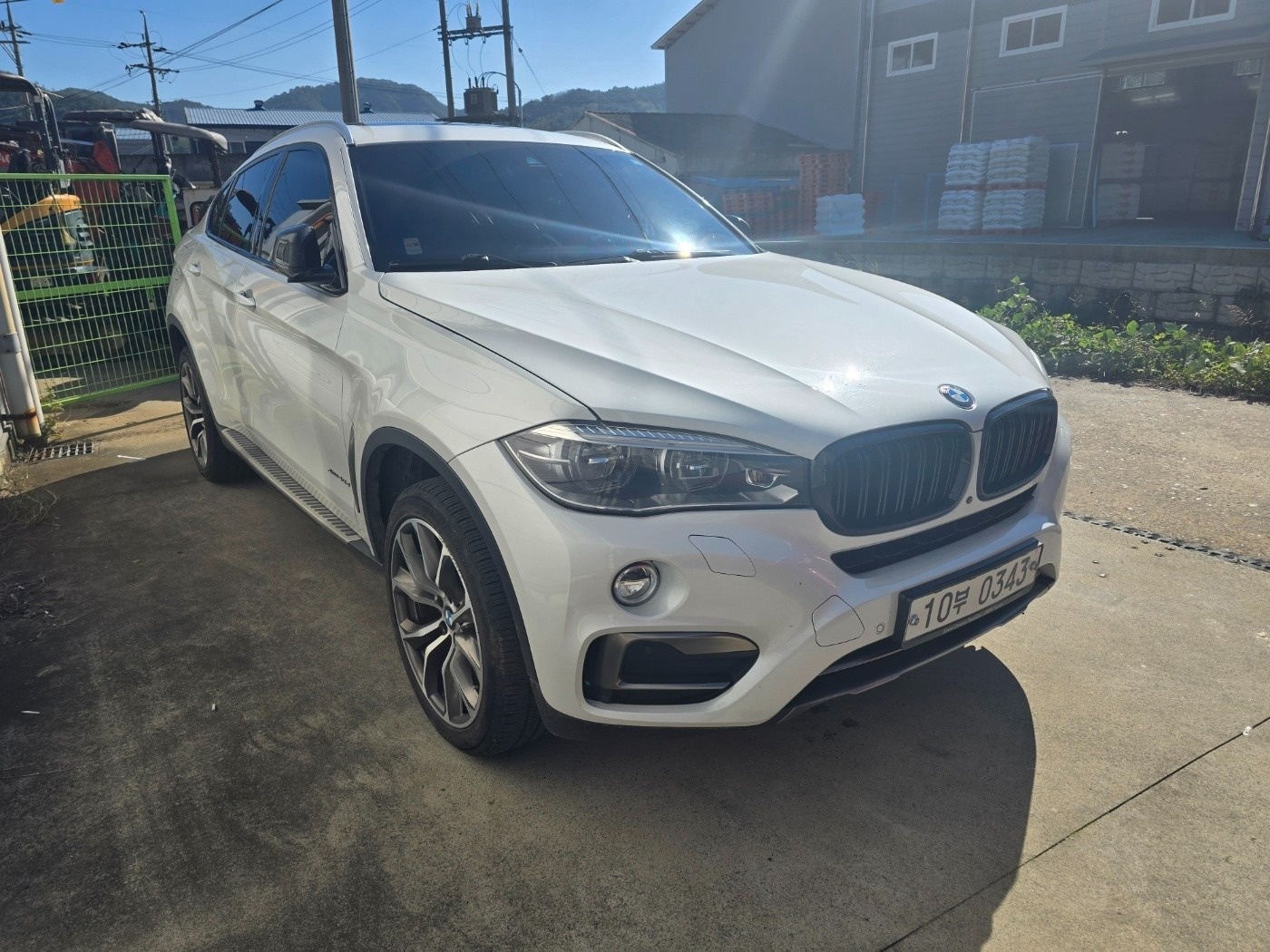 X6 F16 40d xDrive (313마력) 매물 썸네일