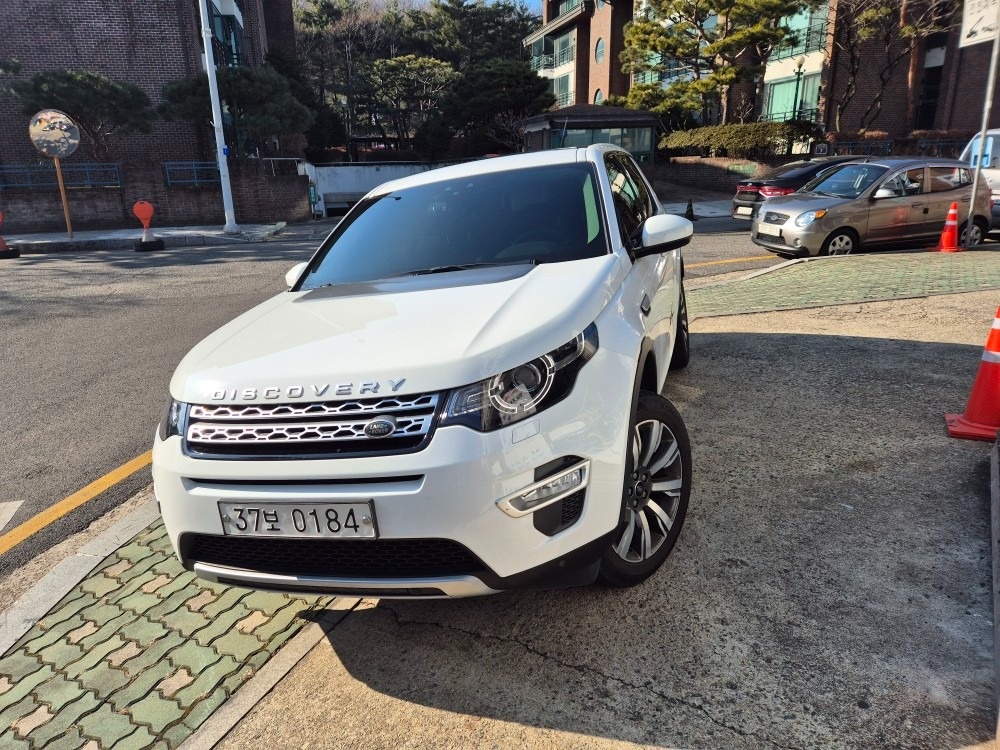 디스커버리 스포츠 L550 2.0 TD4 AWD 매물 썸네일