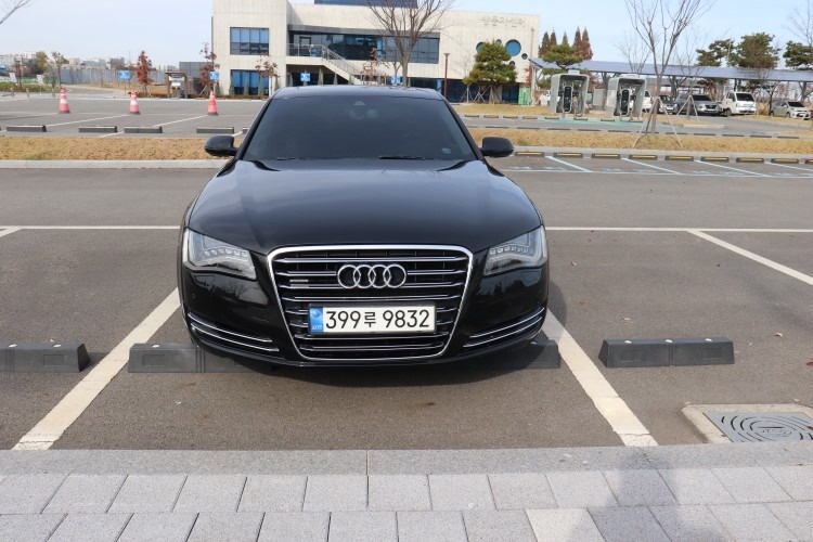 A8 D4/4H 3.0 TDI 콰트로 (250마력) 매물 썸네일