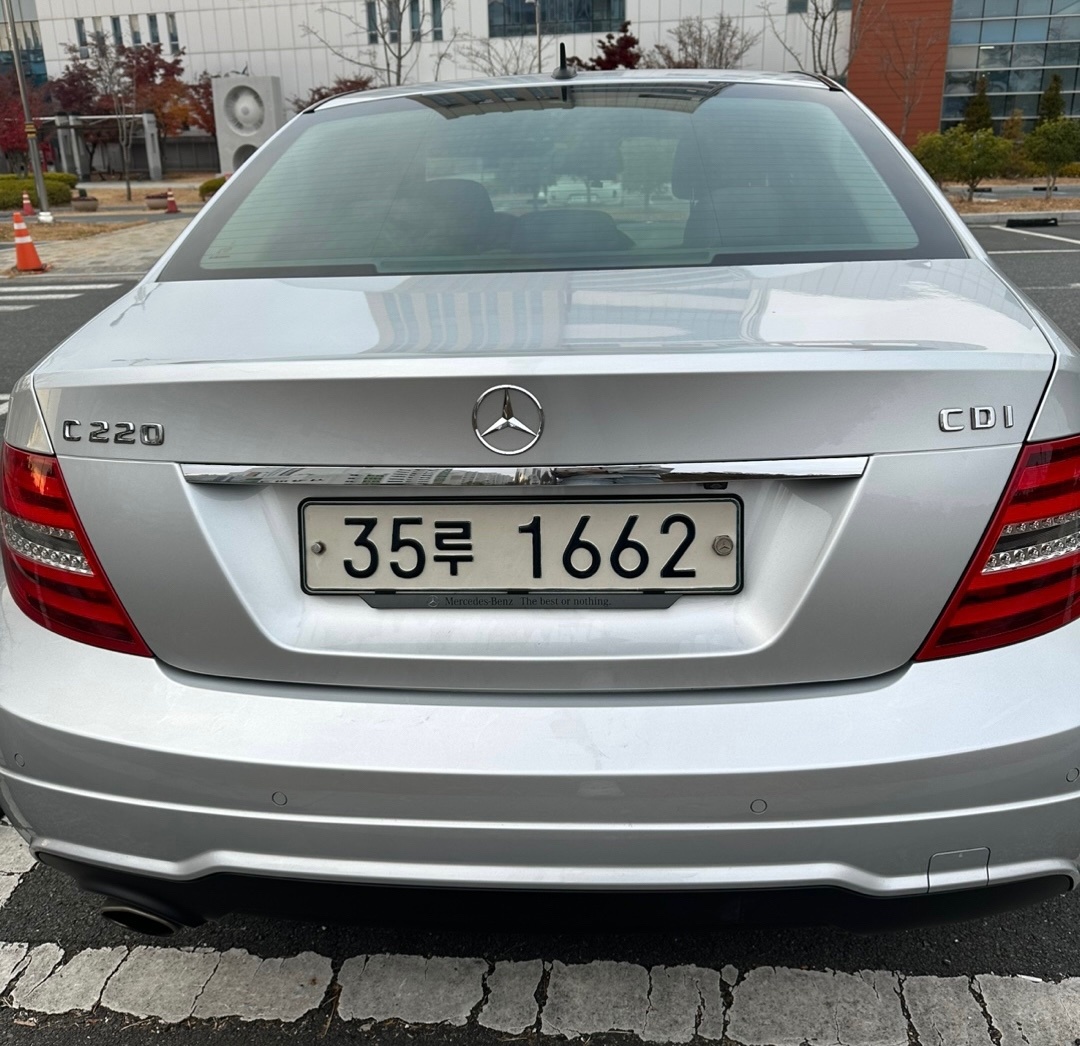 C 클래스 W204 C220 CDI (170마력)블루이피션시 매물 썸네일