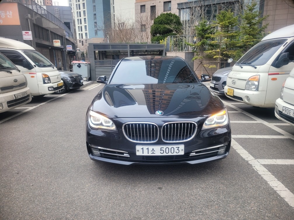 7시리즈 F01 740 d xDrive (313마력)인디비주얼 매물 썸네일