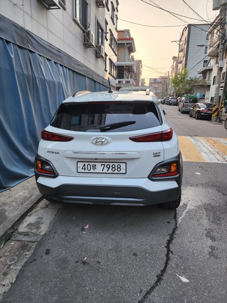 코나 OS 가솔린 1.6T FWD 모던 아트 매물 썸네일