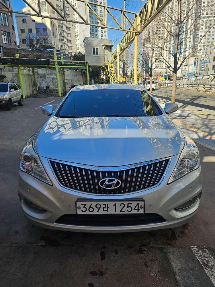 그랜저 HG HEV 2.4 FWD 프리미엄 매물 썸네일