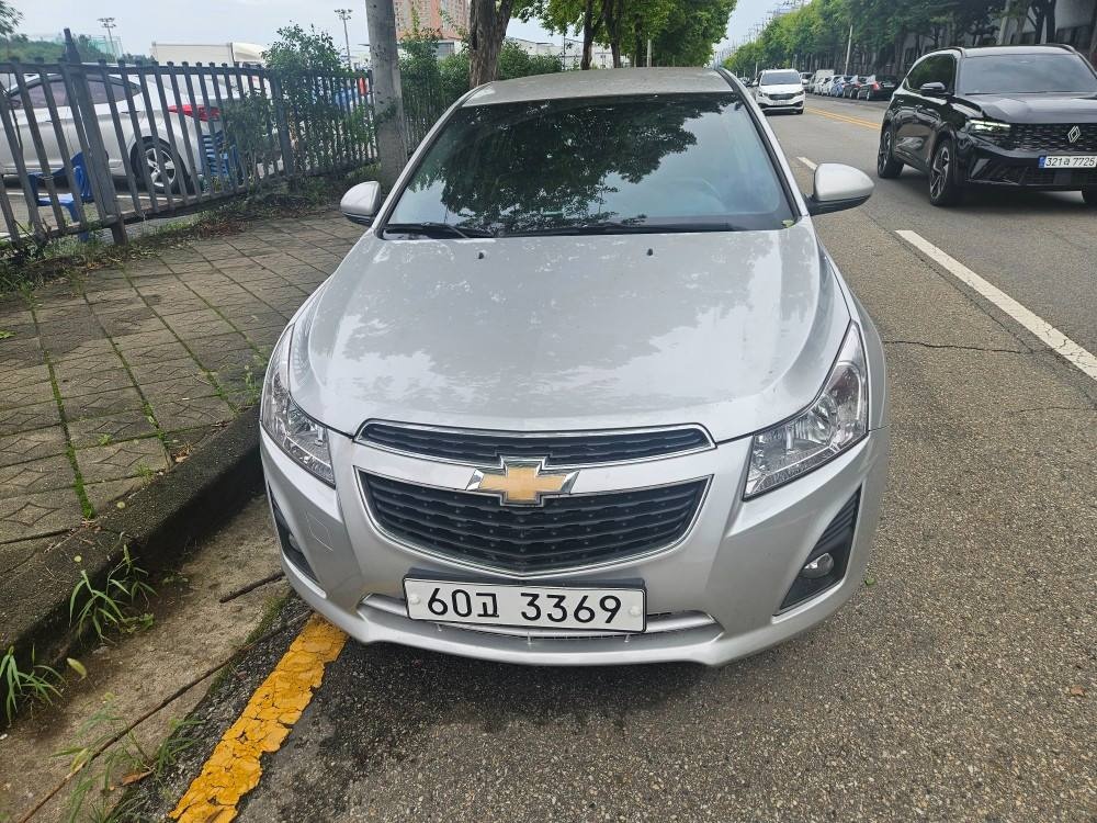 크루즈 J300 5도어 2.0 디젤 FWD LTZ+ 매물 썸네일