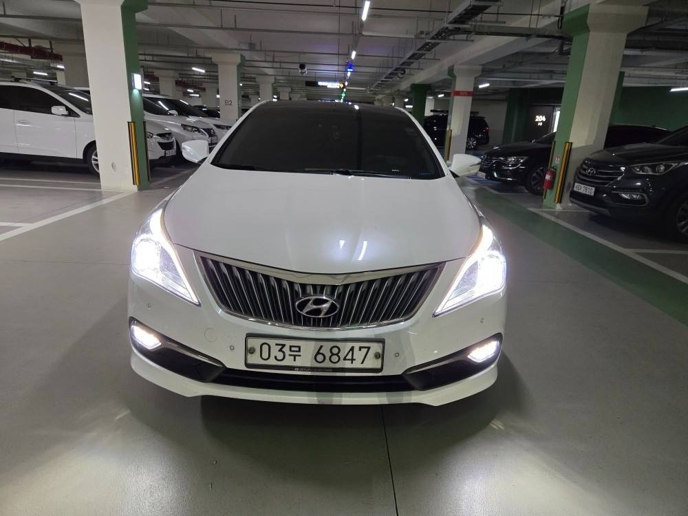 그랜저 HG HG220 디젤 FWD 프리미엄 매물 썸네일