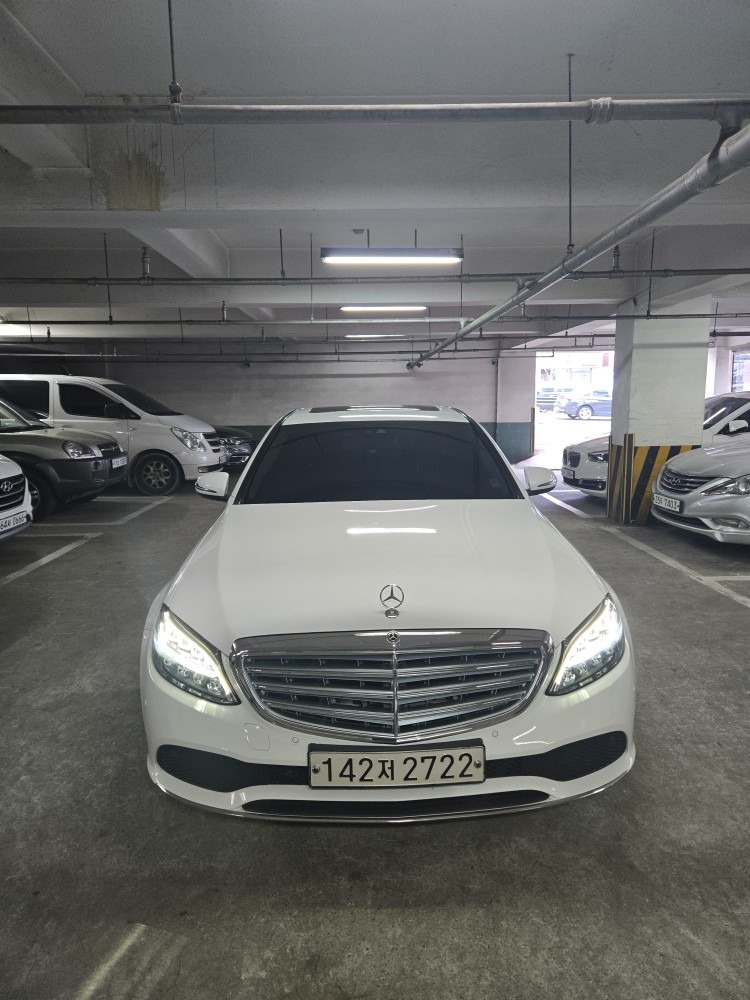 C 클래스 W205 C220 d 4Matic (194마력) 매물 썸네일