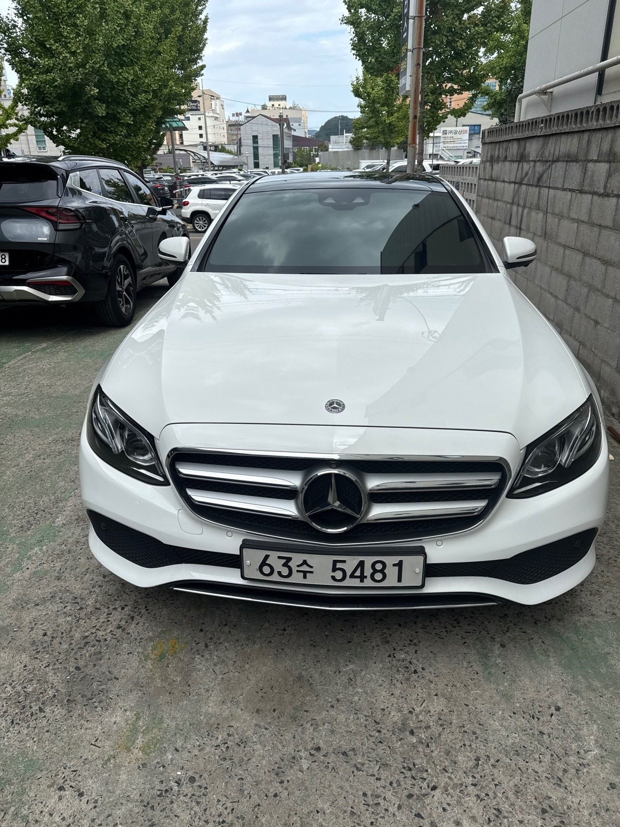 E 클래스 W213 E300 전기형 (211마력) 매물 썸네일
