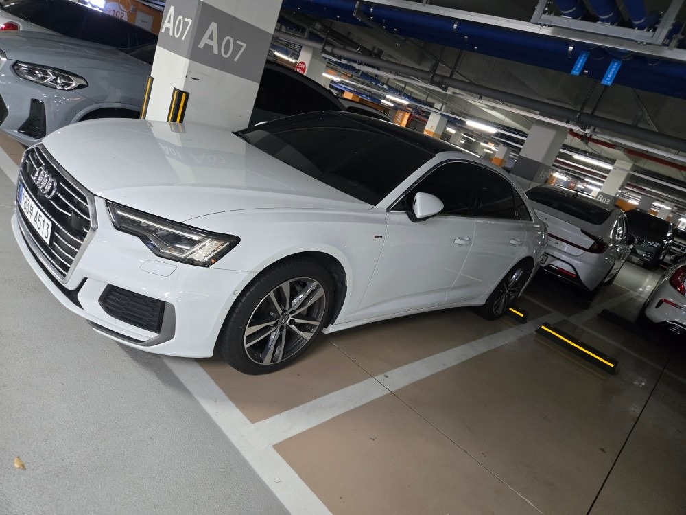 A6 C8/4A 45 TFSI 콰트로 (252마력) 매물 썸네일