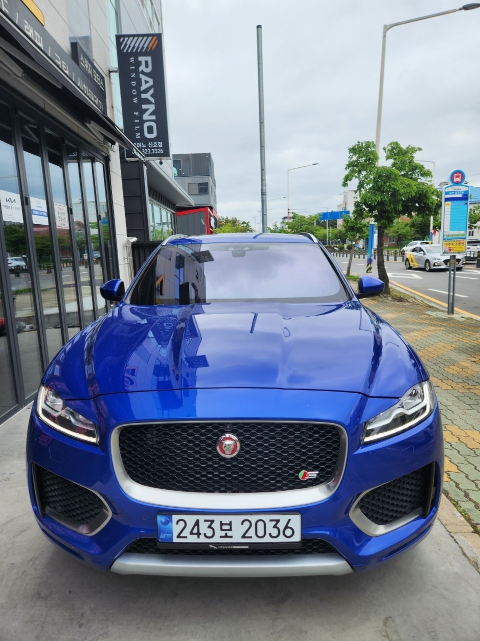 F-PACE X761 30d AWD 퍼스트 에디션 매물 썸네일