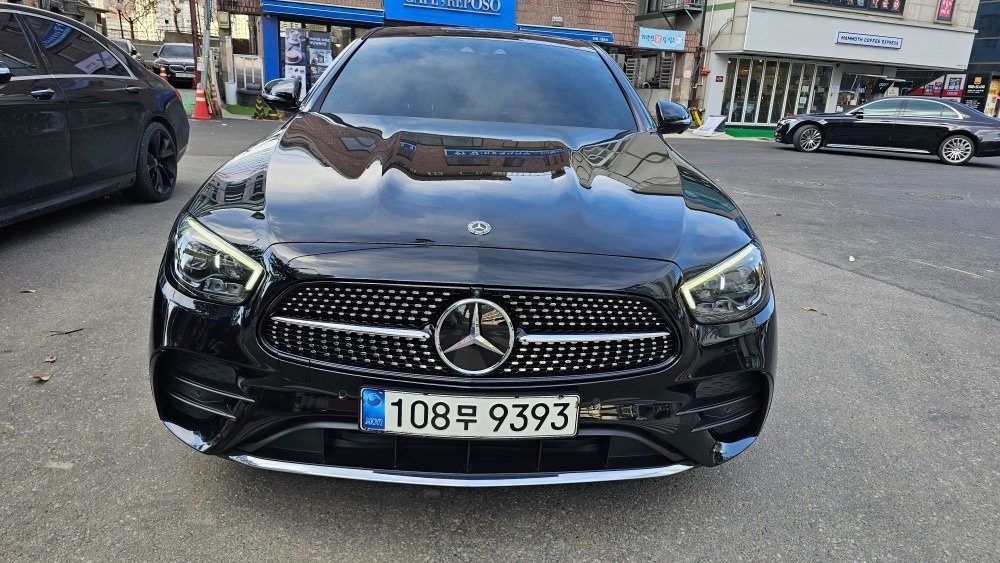 E 클래스 W213 E220 d 4Matic 후기형 (194마력) 매물 썸네일