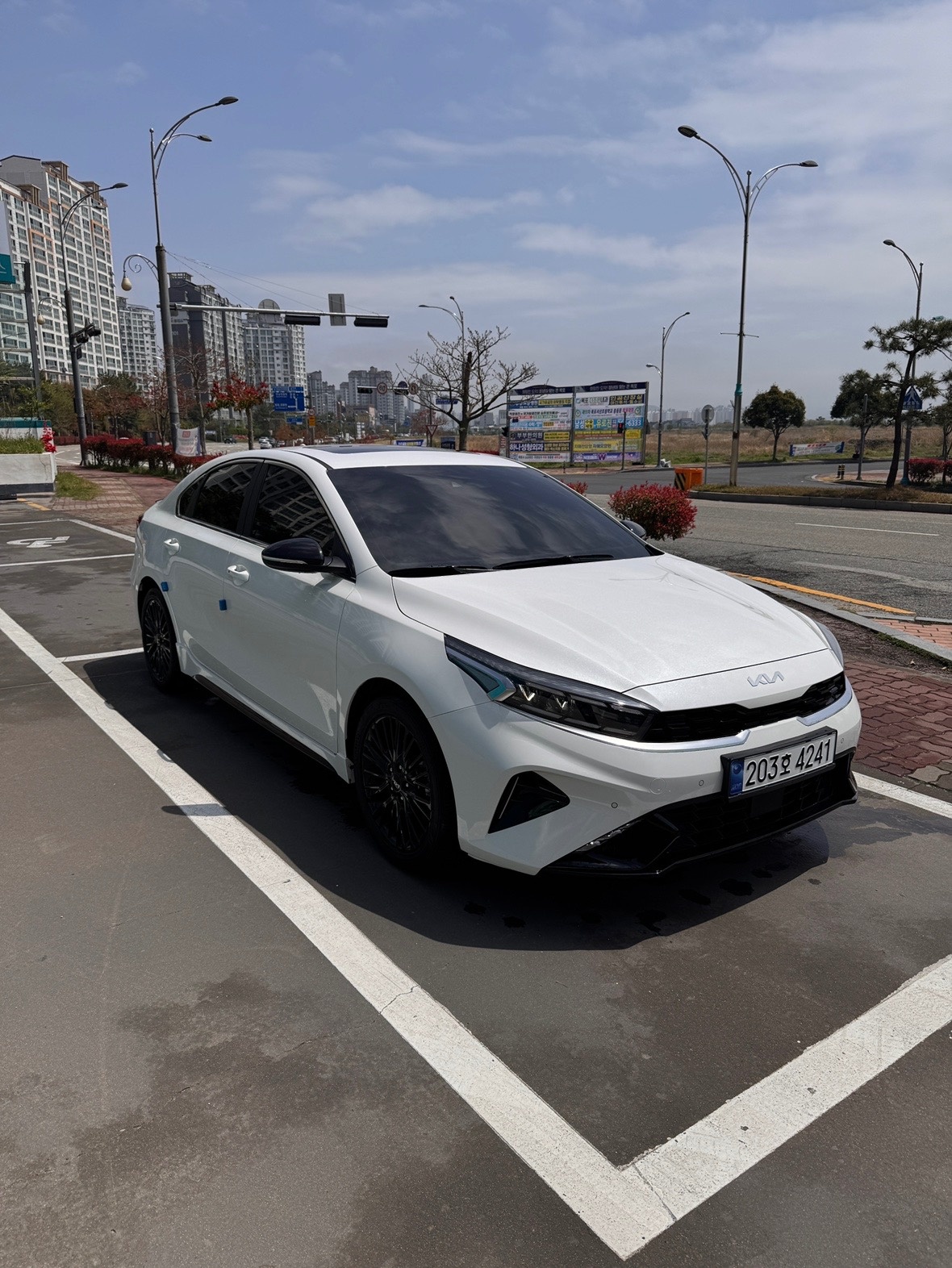 더 뉴 K3 Ⅱ BD 4DR 1.6 FWD 시그니처 매물 썸네일
