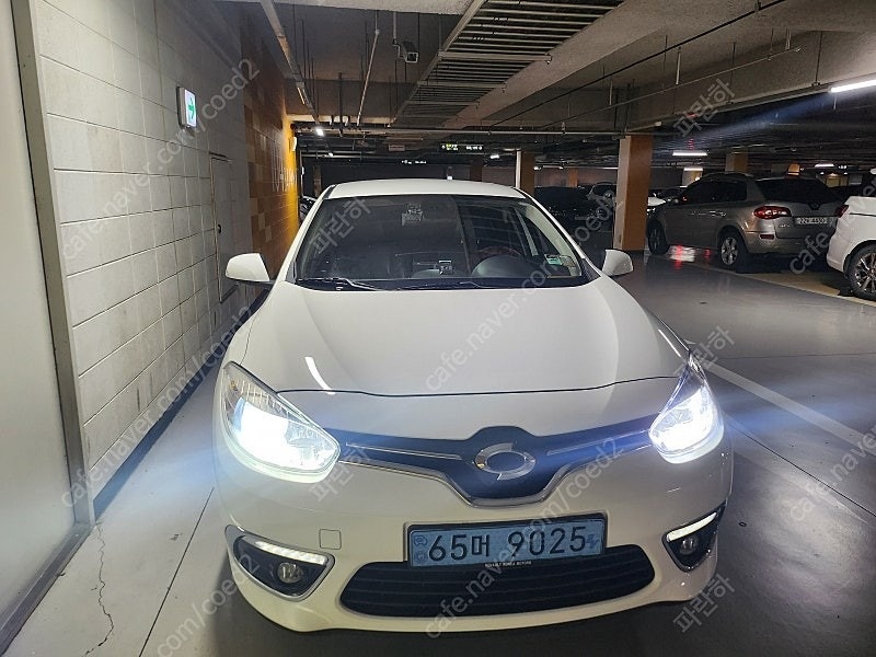 SM3 Z.E BEV(35.9kWh) FWD SE 매물 썸네일