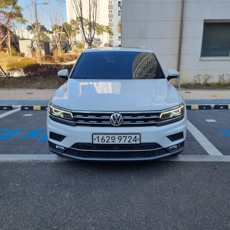 티구안 Ⅱ 5N 2.0 TDI 프리미엄 매물 썸네일