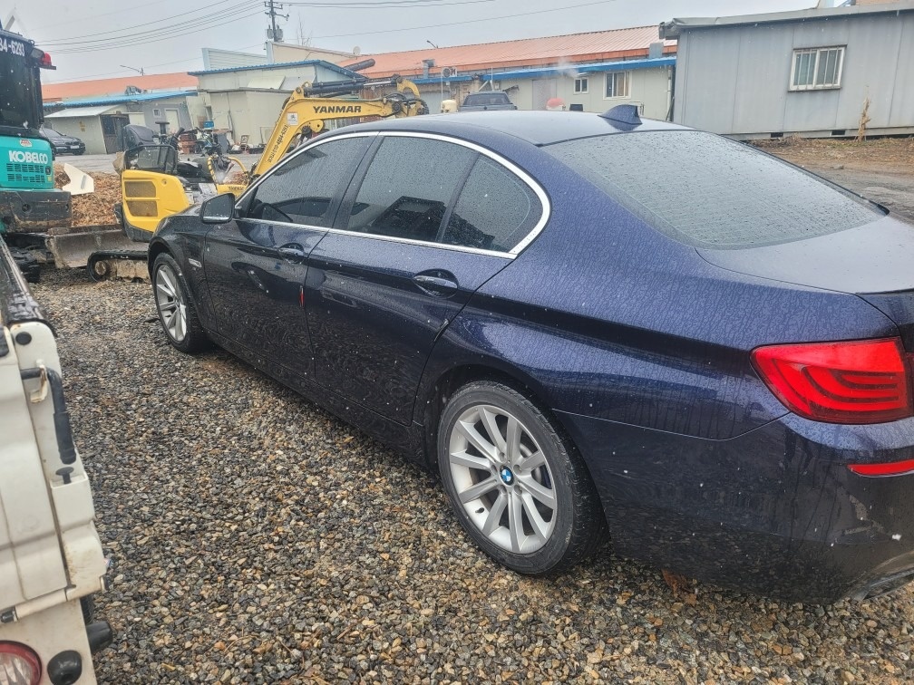 5시리즈 F10 525d xDrive (218마력) 매물 썸네일