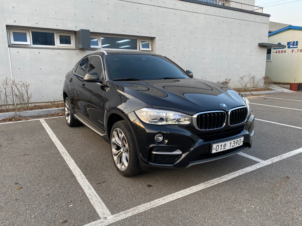 X6 F16 30d xDrive (258마력) 매물 썸네일