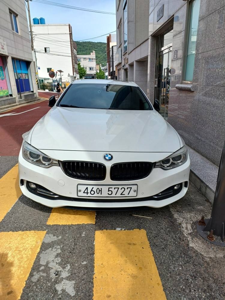 4시리즈 F32 420dX 그란쿠페 전기형 (184마력) 매물 썸네일