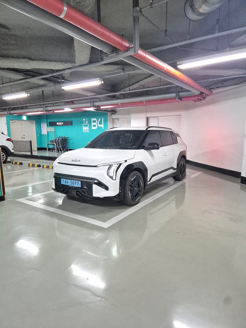 EV3 SV1 BEV(롱레인지/81.4kWh) FWD GT-line(478km) 매물 썸네일