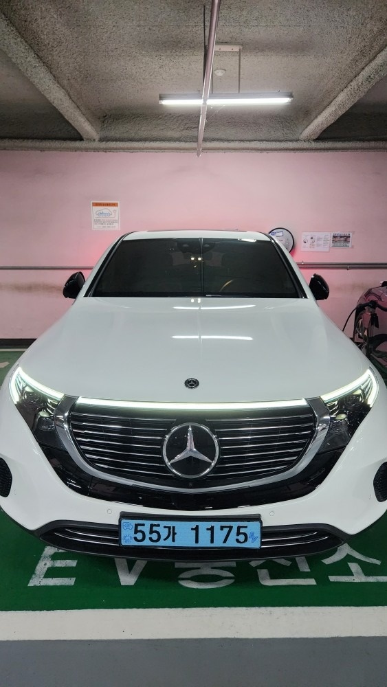 EQC N293 EQC400 4Matic (354km) 매물 썸네일