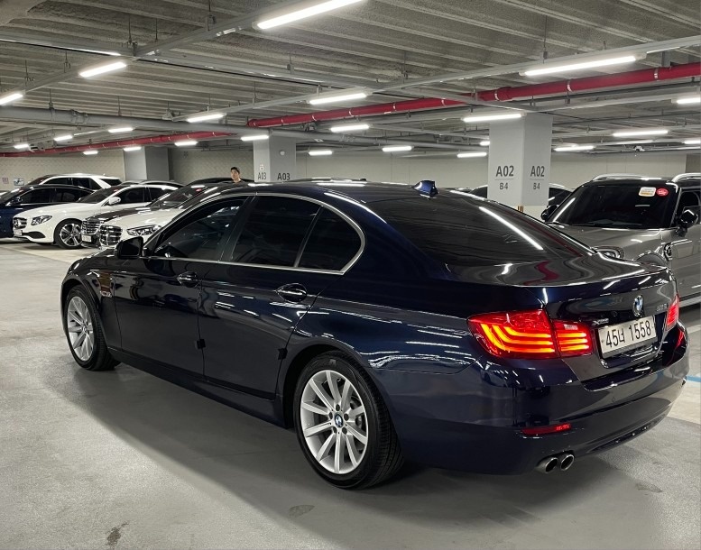 5시리즈 F10 528 i xDrive (245마력) 매물 썸네일