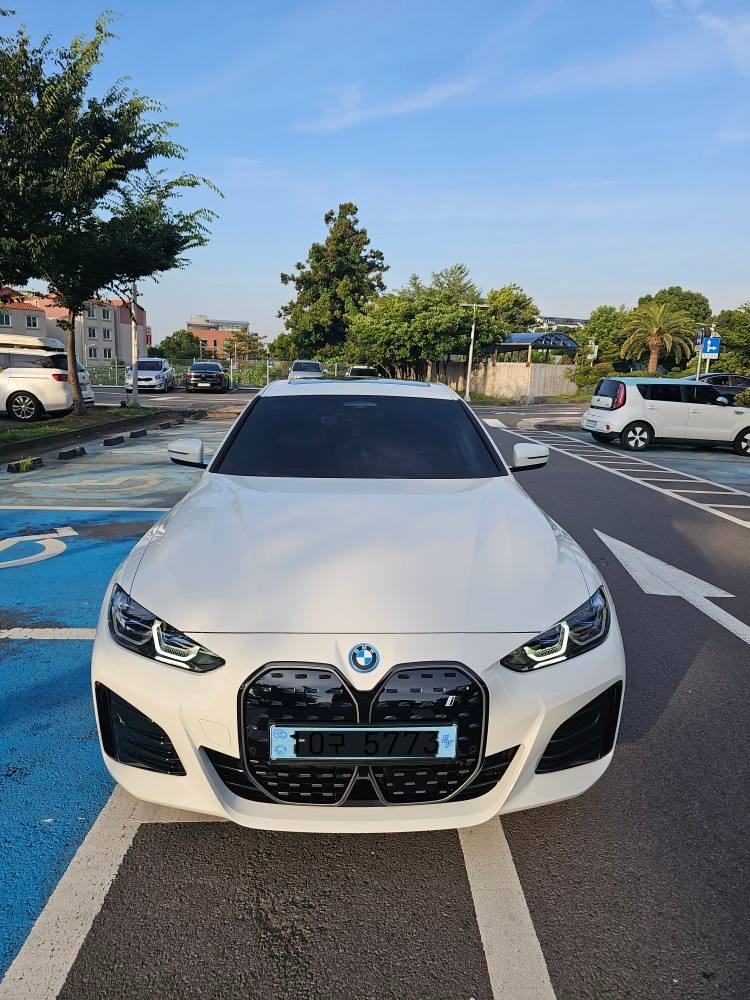 i4 그란쿠페G26 40(84kWh) eDrive 매물 썸네일