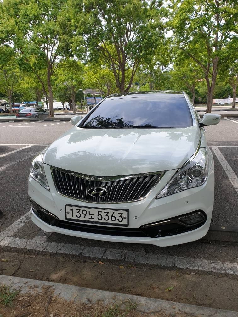 그랜저 HG HG240 GDi FWD 모던 컬렉션 매물 썸네일