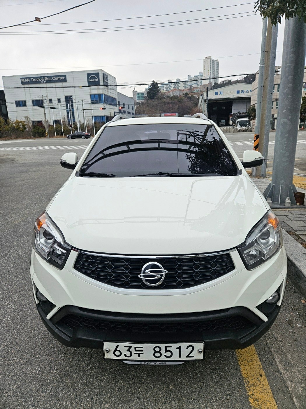 뉴 코란도 C C200 5인승(디젤 2.0) FWD CVT 고급 매물 썸네일