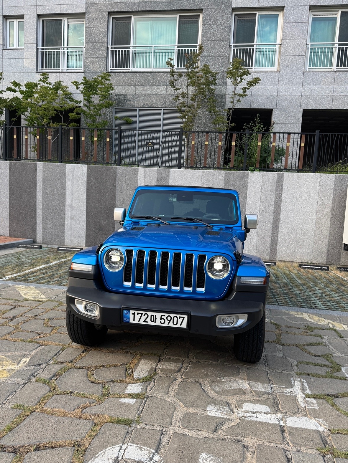 랭글러 JL 4도어 PHEV 4WD 사하라 매물 썸네일