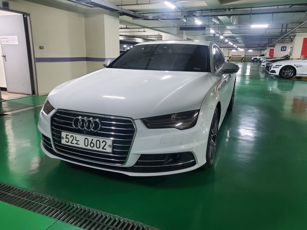 A7 Sportback 4G8 55 TDI 콰트로 (320마력)프리미엄 매물 썸네일